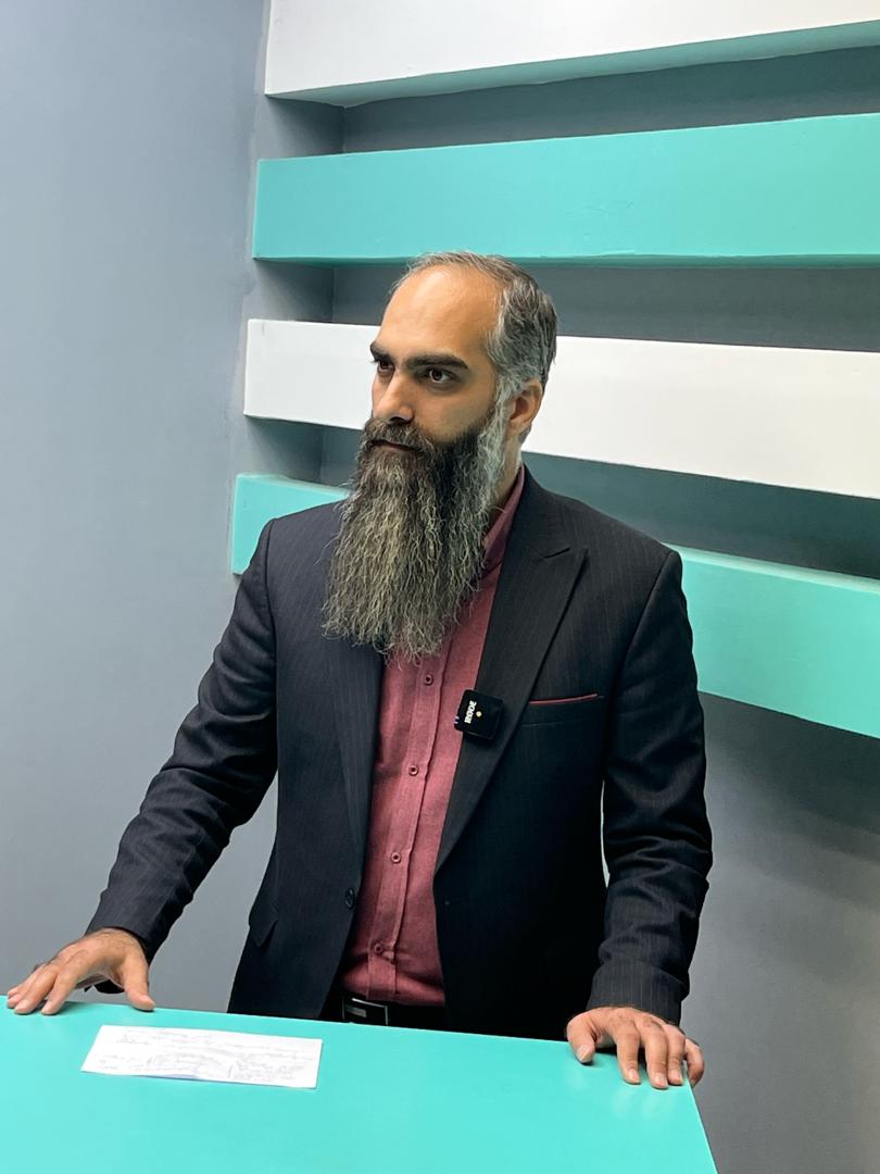 استاد امید محمدی